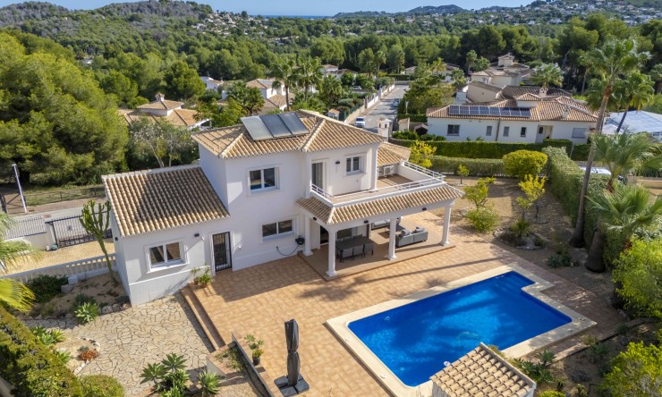 Herverkoop - Villa -
Jávea / Xàbia - Partides comunes - Adsubia