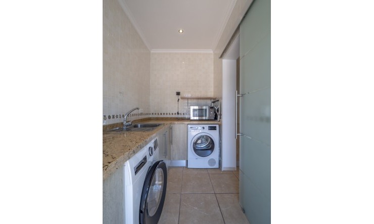 Herverkoop - Villa -
Jávea / Xàbia - Partides comunes - Adsubia