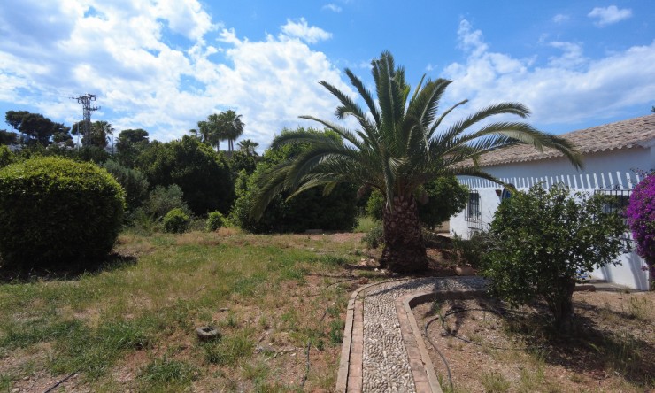 Herverkoop -  -
Jávea / Xàbia - Montañar - El Arenal