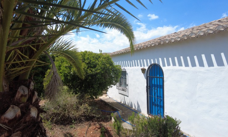 Herverkoop -  -
Jávea / Xàbia - Montañar - El Arenal