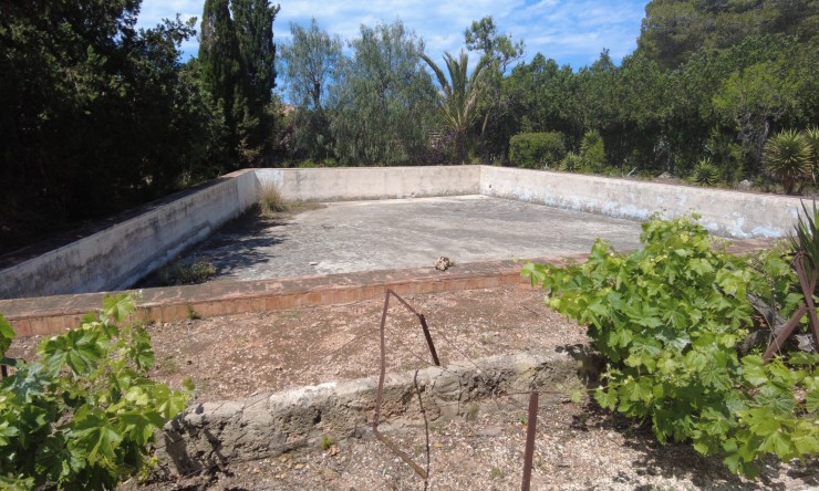 Herverkoop -  -
Jávea / Xàbia - Montañar - El Arenal