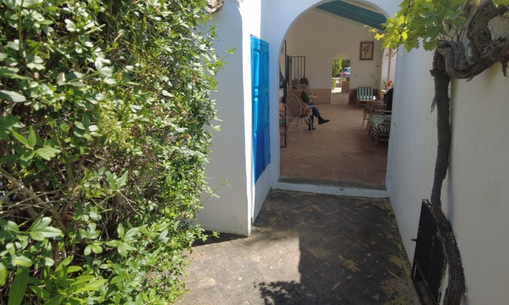 Herverkoop -  -
Jávea / Xàbia - Montañar - El Arenal