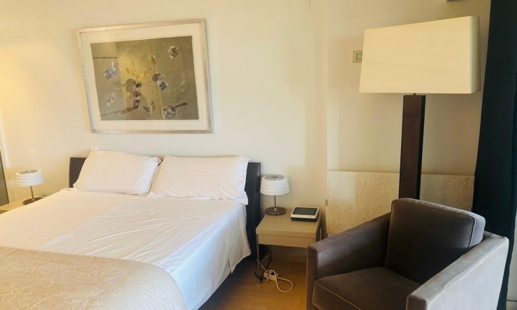 Herverkoop -  -
Oliva - Oliva Nova