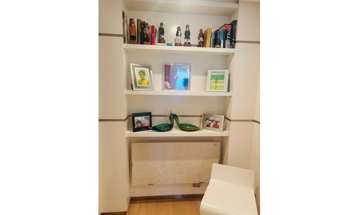 Herverkoop -  -
Oliva - Oliva Nova