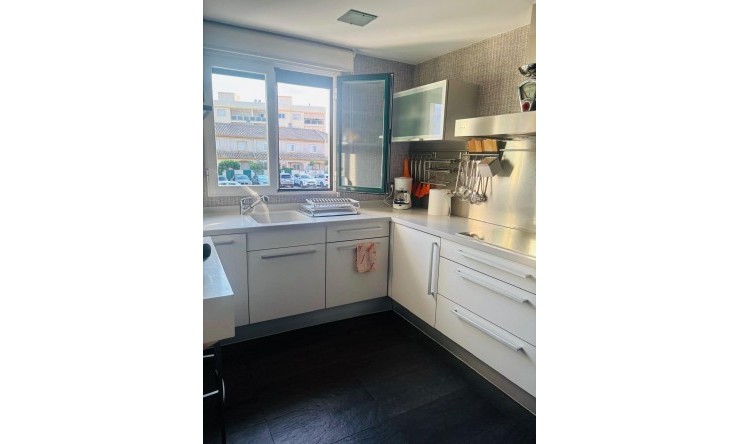 Herverkoop -  -
Oliva - Oliva Nova