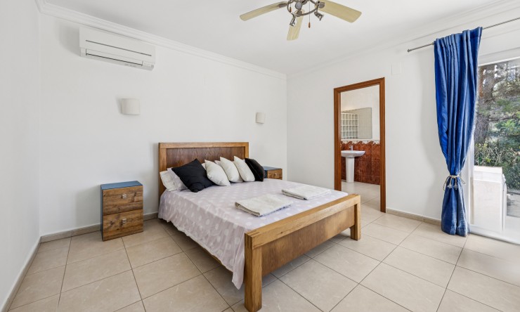 Herverkoop - Villa -
Jávea / Xàbia - Partides comunes - Adsubia