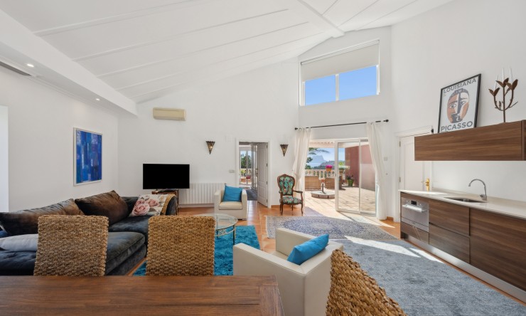 Herverkoop - Villa -
Moraira - El Portet - Pla de Mar