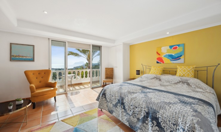 Herverkoop - Villa -
Moraira - El Portet - Pla de Mar