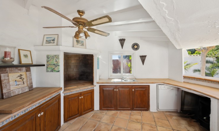 Herverkoop - Villa -
Moraira - El Portet - Pla de Mar