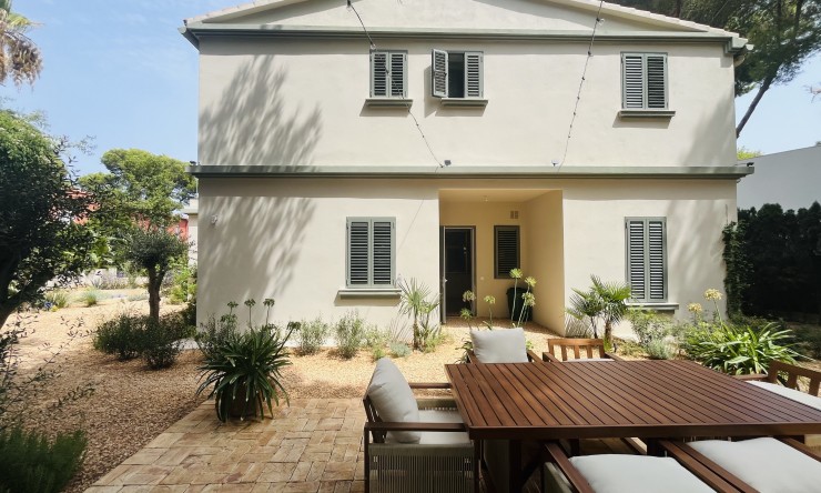 Herverkoop - Villa -
Denia - Las Rotas / Les Rotes