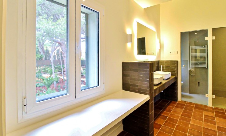 Herverkoop - Villa -
Denia - Las Rotas / Les Rotes