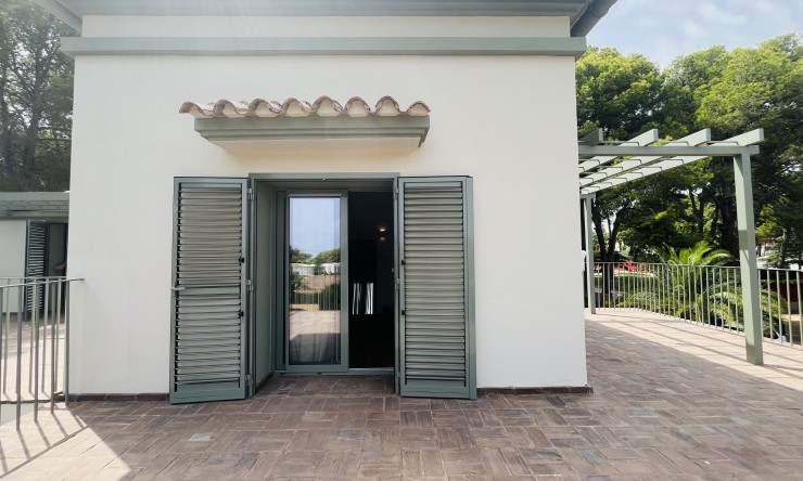 Herverkoop - Villa -
Denia - Las Rotas / Les Rotes