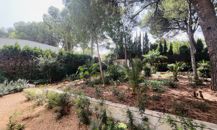 Herverkoop - Villa -
Denia - Las Rotas / Les Rotes