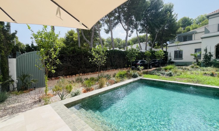 Herverkoop - Villa -
Denia - Las Rotas / Les Rotes