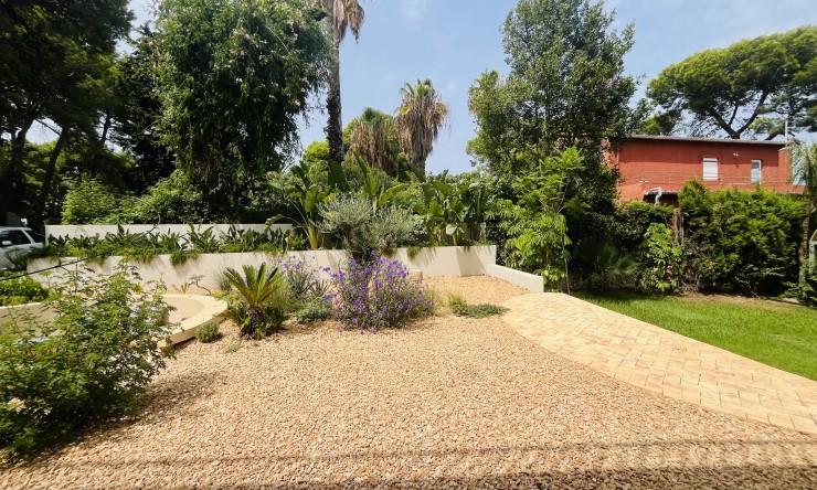 Herverkoop - Villa -
Denia - Las Rotas / Les Rotes