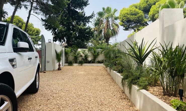 Herverkoop - Villa -
Denia - Las Rotas / Les Rotes