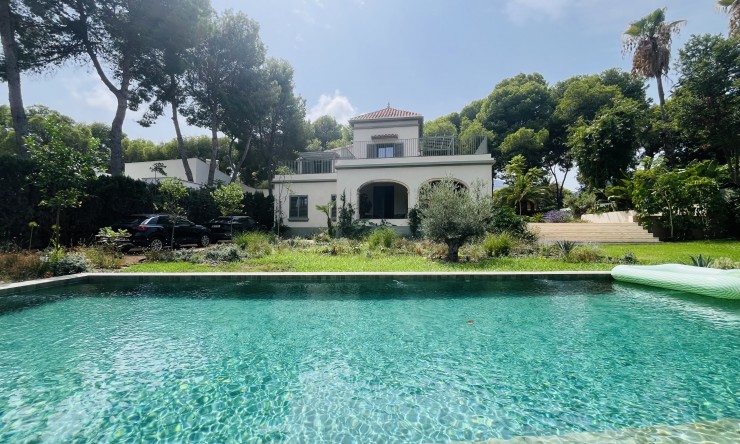 Herverkoop - Villa -
Denia - Las Rotas / Les Rotes