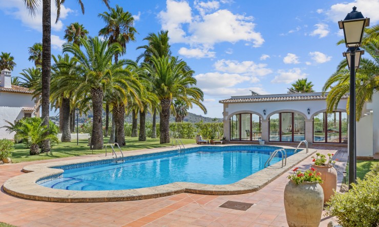 Herverkoop - Villa -
Jávea / Xàbia - Partides comunes - Adsubia