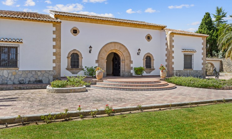 Herverkoop - Villa -
Jávea / Xàbia - Partides comunes - Adsubia