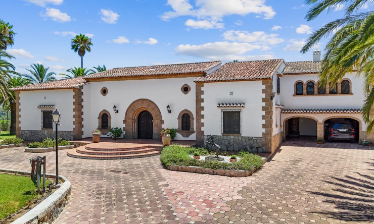 Herverkoop - Villa -
Jávea / Xàbia - Partides comunes - Adsubia