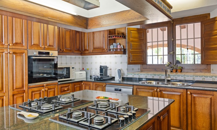 Herverkoop - Villa -
Jávea / Xàbia - Partides comunes - Adsubia