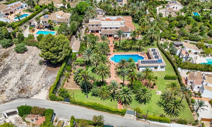 Herverkoop - Villa -
Jávea / Xàbia - Partides comunes - Adsubia