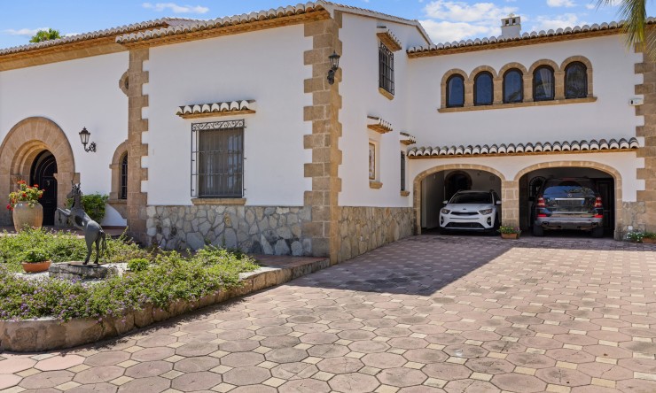 Herverkoop - Villa -
Jávea / Xàbia - Partides comunes - Adsubia