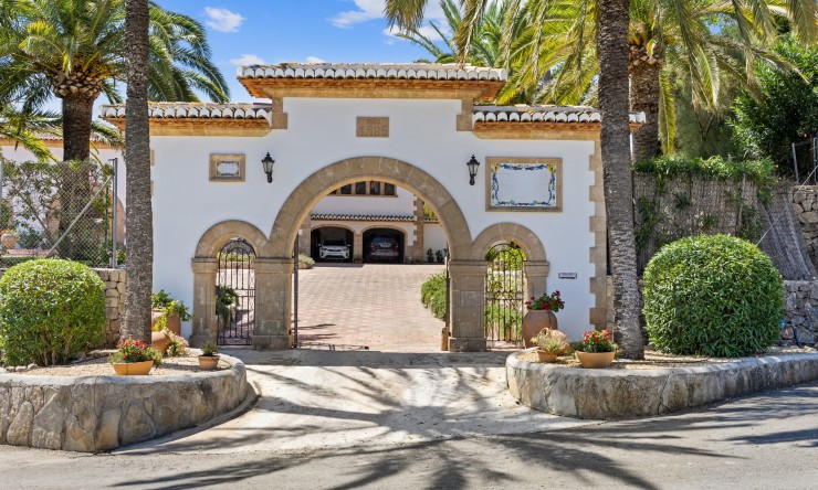 Herverkoop - Villa -
Jávea / Xàbia - Partides comunes - Adsubia