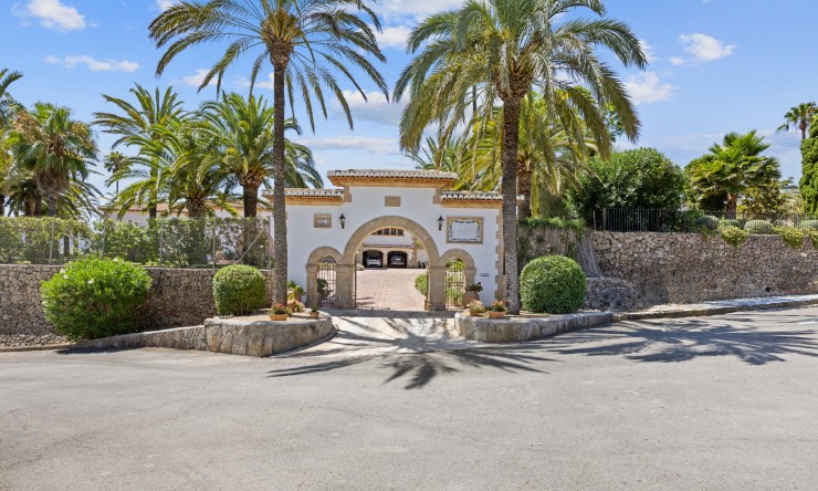 Herverkoop - Villa -
Jávea / Xàbia - Partides comunes - Adsubia