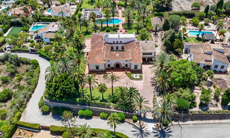 Herverkoop - Villa -
Jávea / Xàbia - Partides comunes - Adsubia