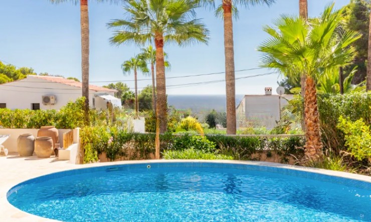 Herverkoop - Villa -
Moraira - Moravit - Cap Blanc