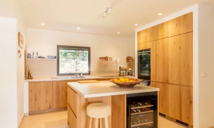 Herverkoop - Villa -
Moraira - Moravit - Cap Blanc