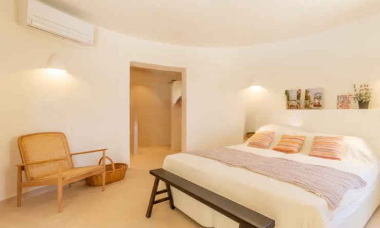 Herverkoop - Villa -
Moraira - Moravit - Cap Blanc