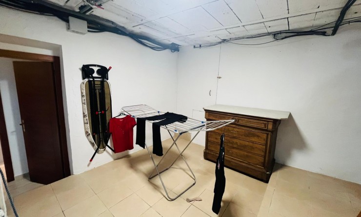 Herverkoop - Villa -
Moraira - Benimeit - Tabaira