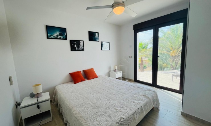 Herverkoop - Villa -
Moraira - Benimeit - Tabaira