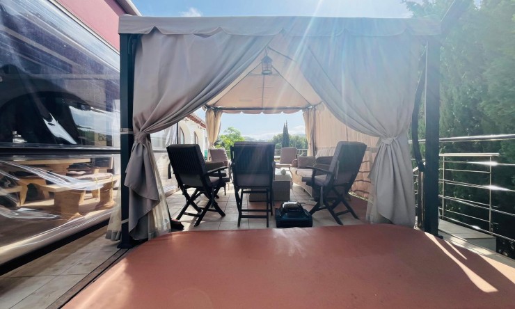 Herverkoop - Villa -
Moraira - Benimeit - Tabaira