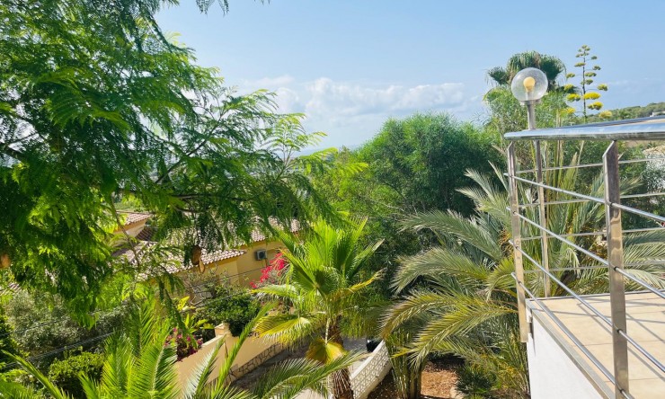 Herverkoop - Villa -
Moraira - Benimeit - Tabaira