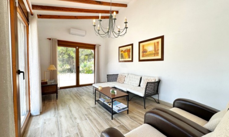 Reventa - Villa -
Teulada