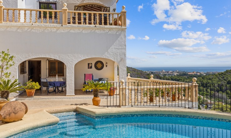 Herverkoop - Villa -
Jávea / Xàbia - Partides comunes - Adsubia