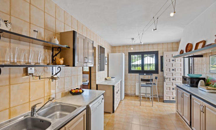 Herverkoop - Villa -
Jávea / Xàbia - Partides comunes - Adsubia