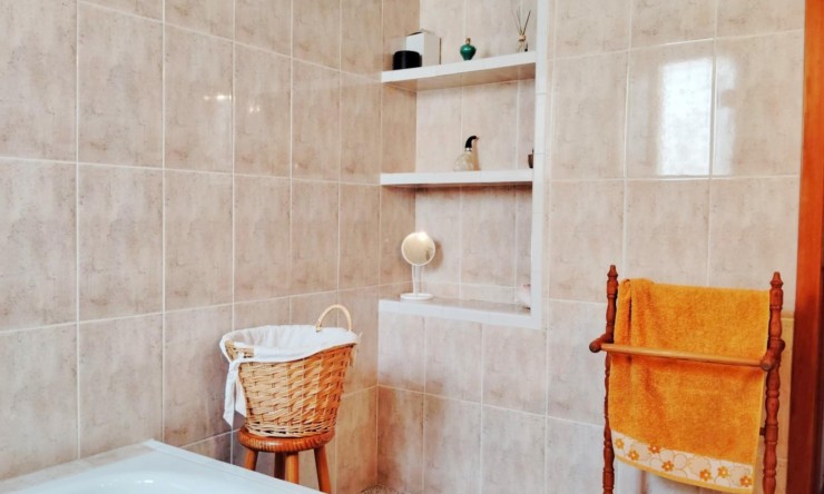 Herverkoop - Villa -
Benissa - Benissa pueblo