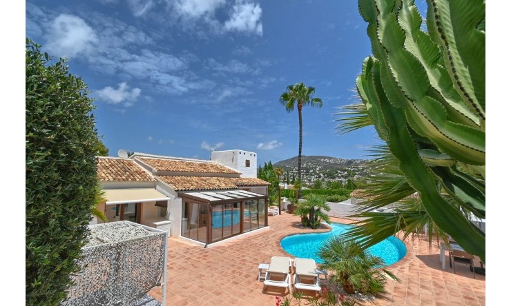 Herverkoop - Villa -
Moraira - Benimeit - Tabaira