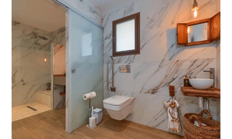 Herverkoop - Villa -
Moraira - Benimeit - Tabaira