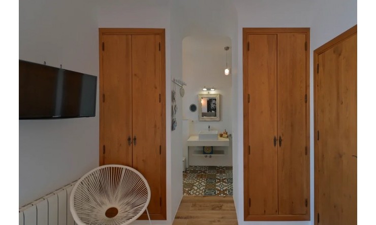 Herverkoop - Villa -
Moraira - Benimeit - Tabaira