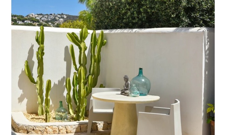 Herverkoop - Villa -
Moraira - Benimeit - Tabaira