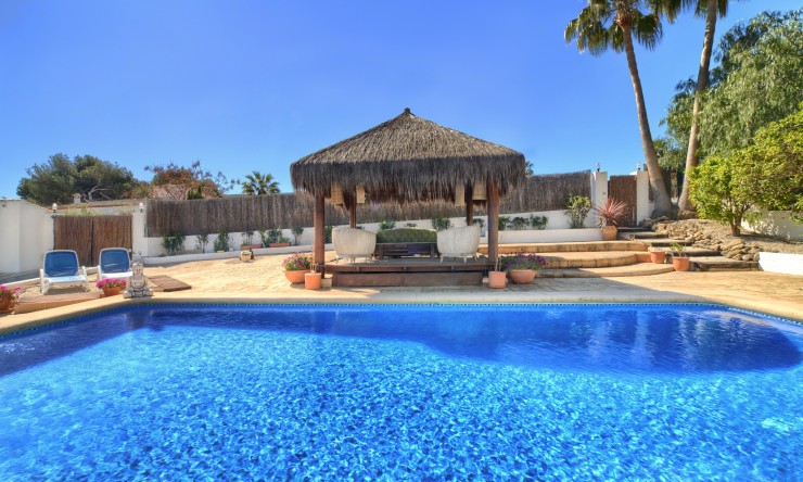 Herverkoop - Villa -
Jávea / Xàbia - Partides comunes - Adsubia