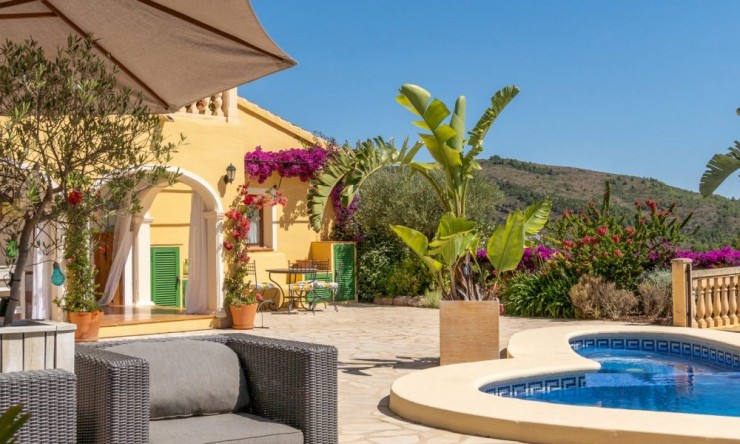 Herverkoop - Villa -
Lliber