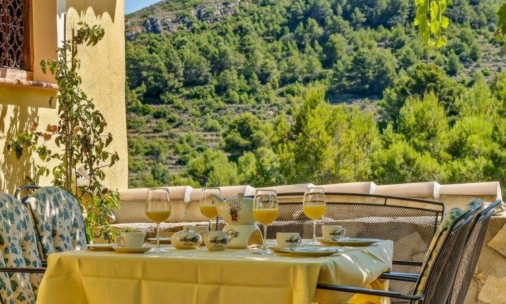 Herverkoop - Villa -
Lliber