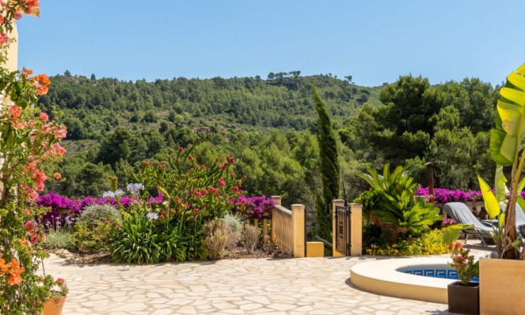 Herverkoop - Villa -
Lliber