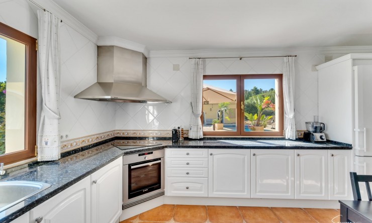 Herverkoop - Villa -
Lliber